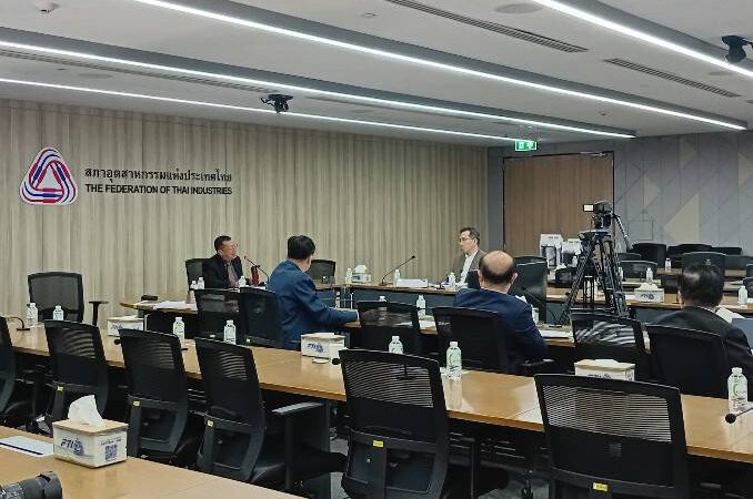 บรรยายเรื่อง ถอดบทเรียนสำคัญ 10ประเด็นที่นายจ้างต้องรู้เพื่อความสำเร็จในยุคปัจจุบัน